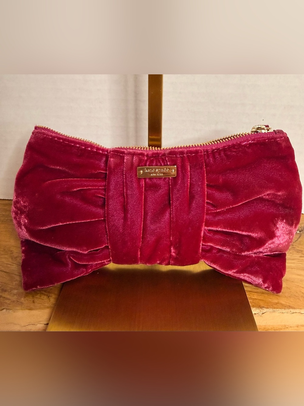 Kate Spade New York Velvet Bow Clutch Wristlet Pouch Fuchsia Pink Gold Tone EUC